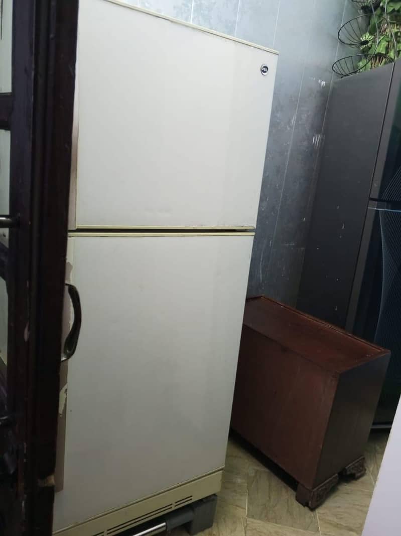 Refrigerator 2