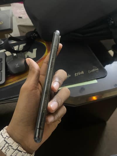 Apple iPhone X