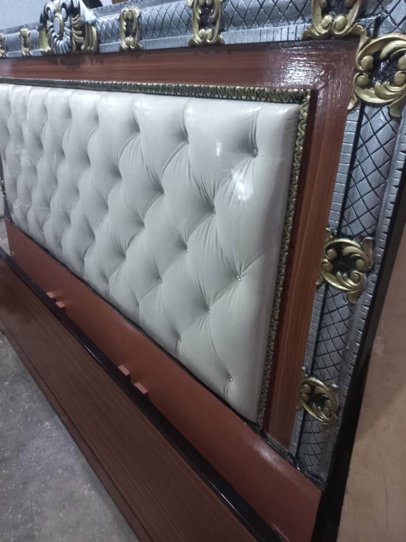 king bed 0