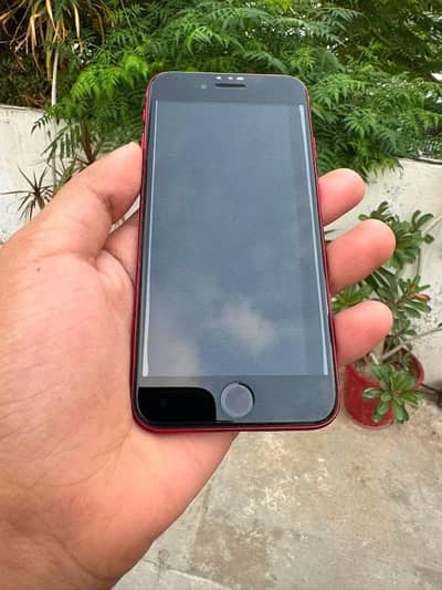 Apple iPhone SE