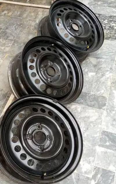 Honda city 14 tyres Rims