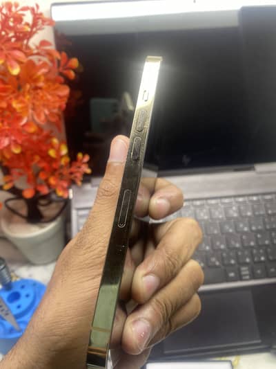 I phone 14pro 256gb factory unlock