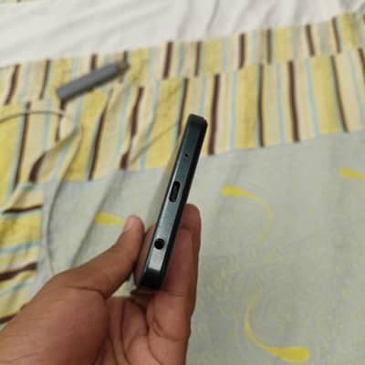 Vivo Y04