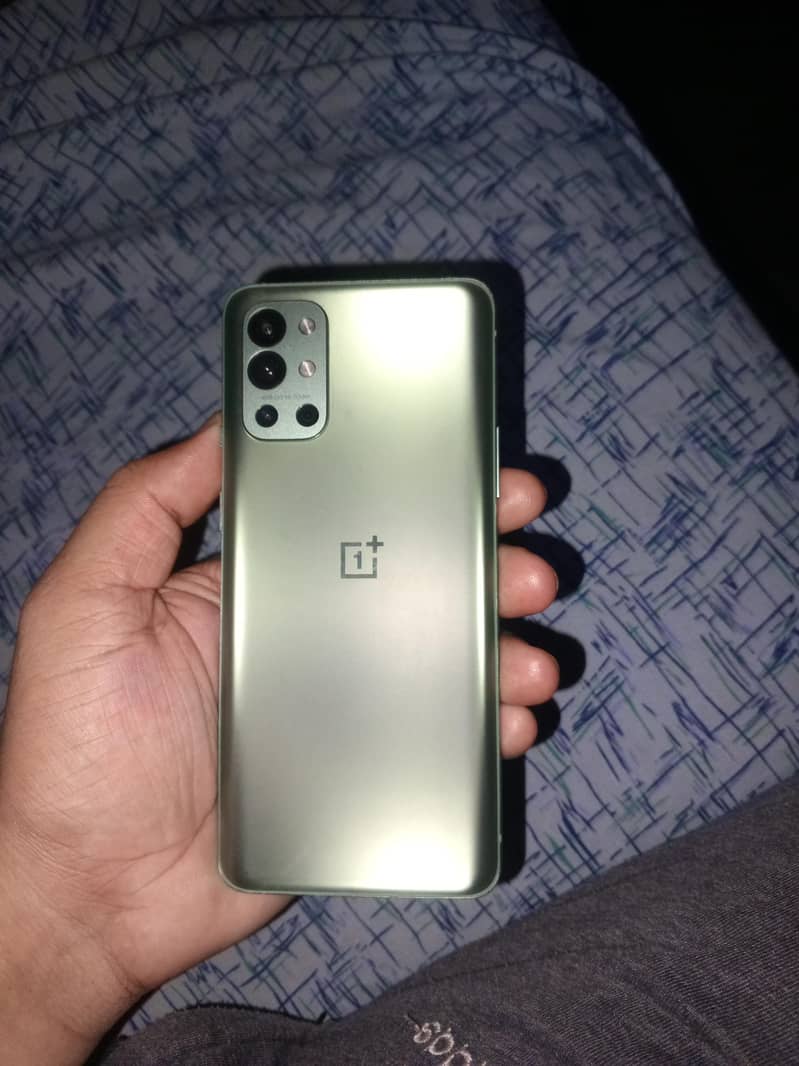 One Plus 9R 2