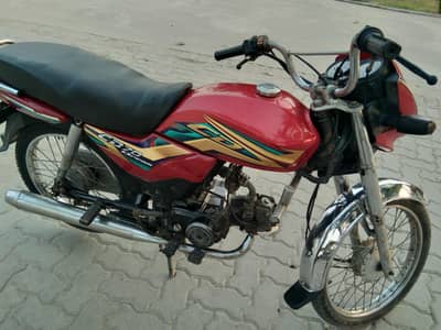 HONDA CD70 DREEM 2014 MADAL