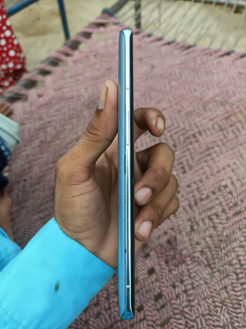 OnePlus 9 pro 2