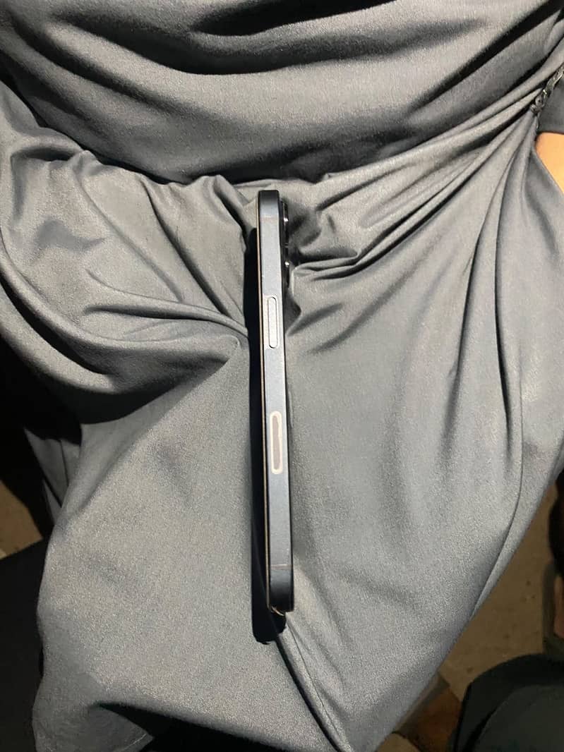 Apple iPhone 13 6