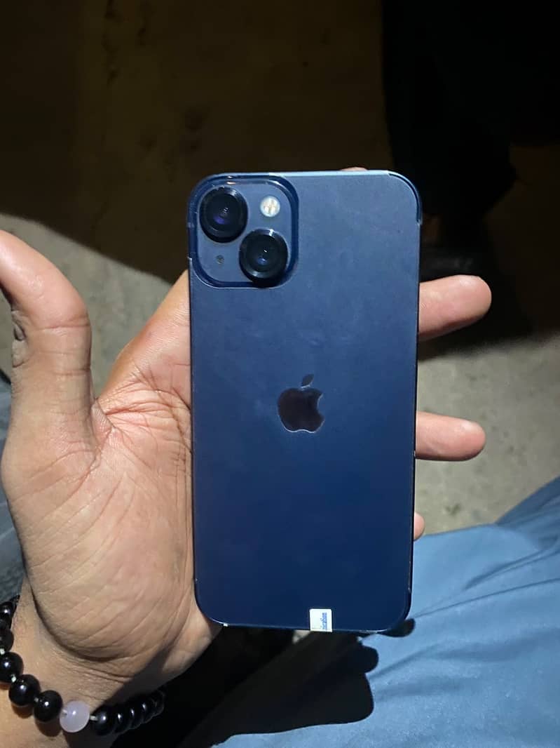 Apple iPhone 13 7