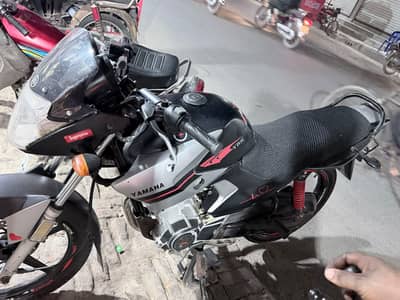 Yamaha YBR125 2015.03007637120 contact number