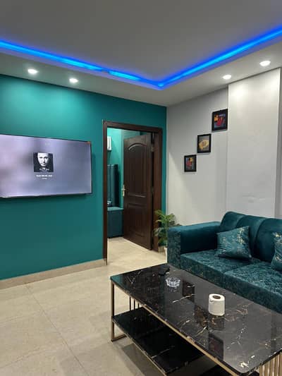1 bed luxury apartments for rent on daily basis in bahria town lahore