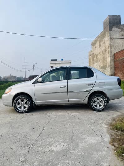 Toyota Platz 1.3