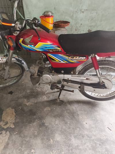 Motorcycle cd70 2021 model
