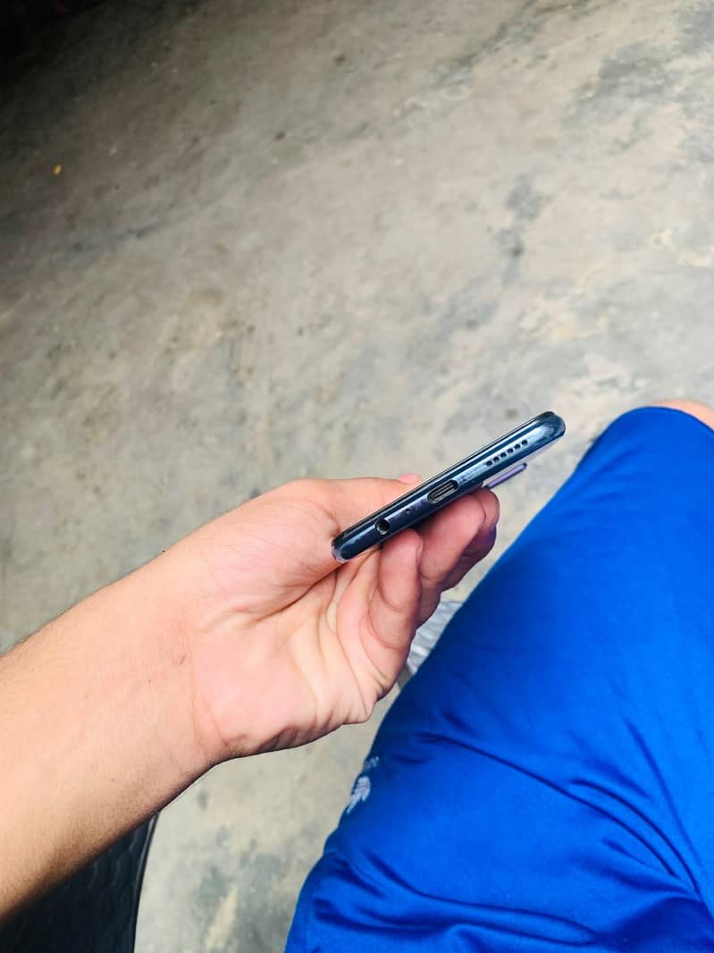 Vivo V21e 6