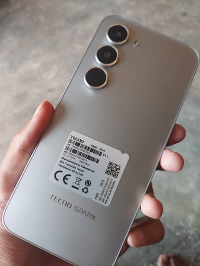 Tecno spark 40 pro