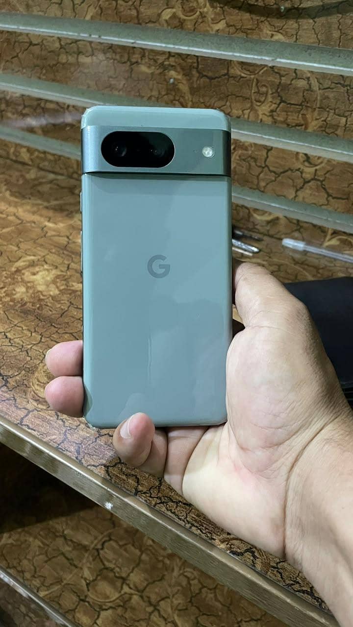 Pixel 8 1