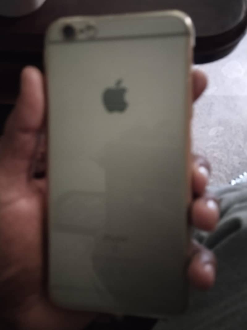 Apple iPhone 6S Plus 2
