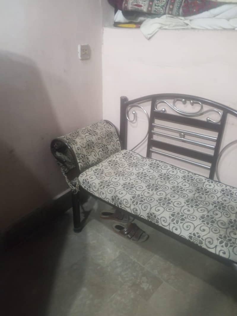 sofa 10/9 condition 1