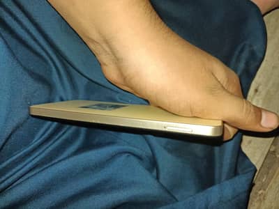 Infinix Smart 8 4_64 complete box hai no open no repair