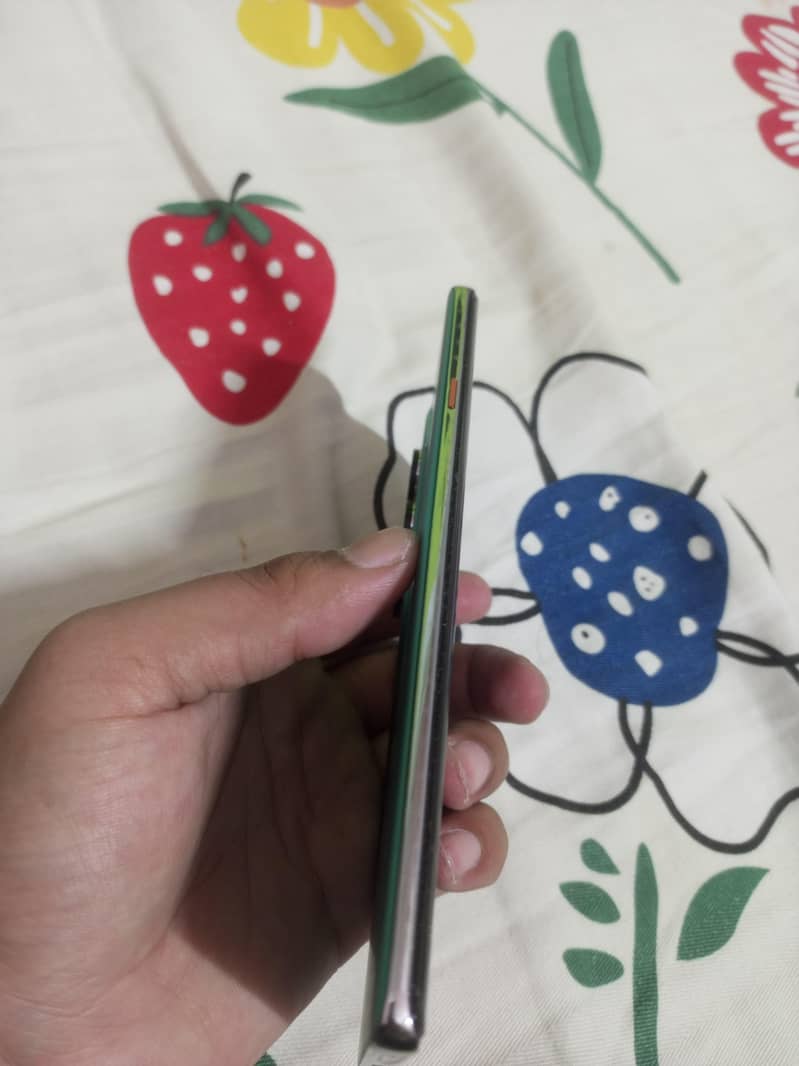 Tecno CAMON 40 Pro 2