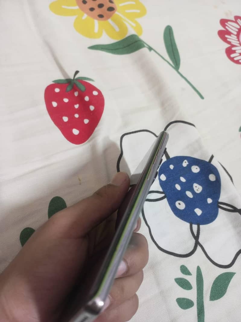 Tecno CAMON 40 Pro 3