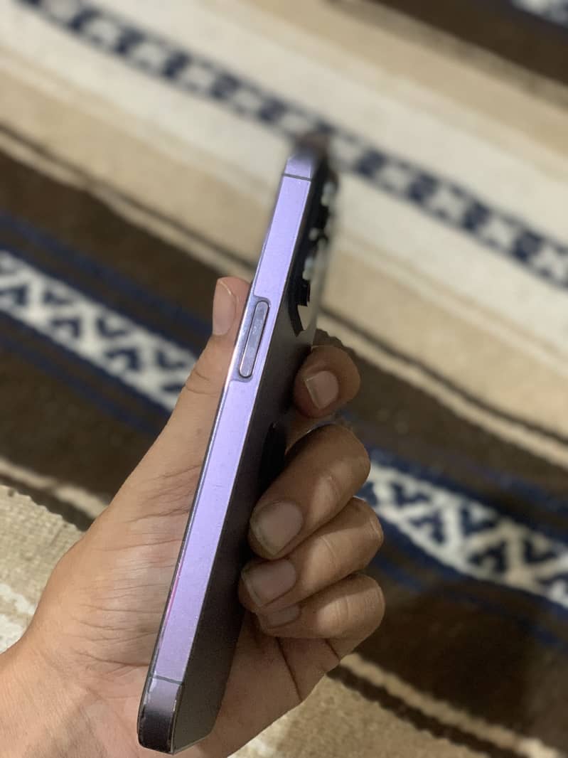Iphone 14pro 5