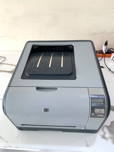 HP Color LaserJet CP1515n Color Laser Printer – Excellent Condition