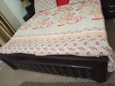bed set for sale only serious persons contact