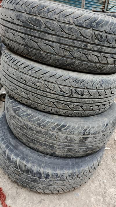 tyre for sale 95/65/15 urgent sale