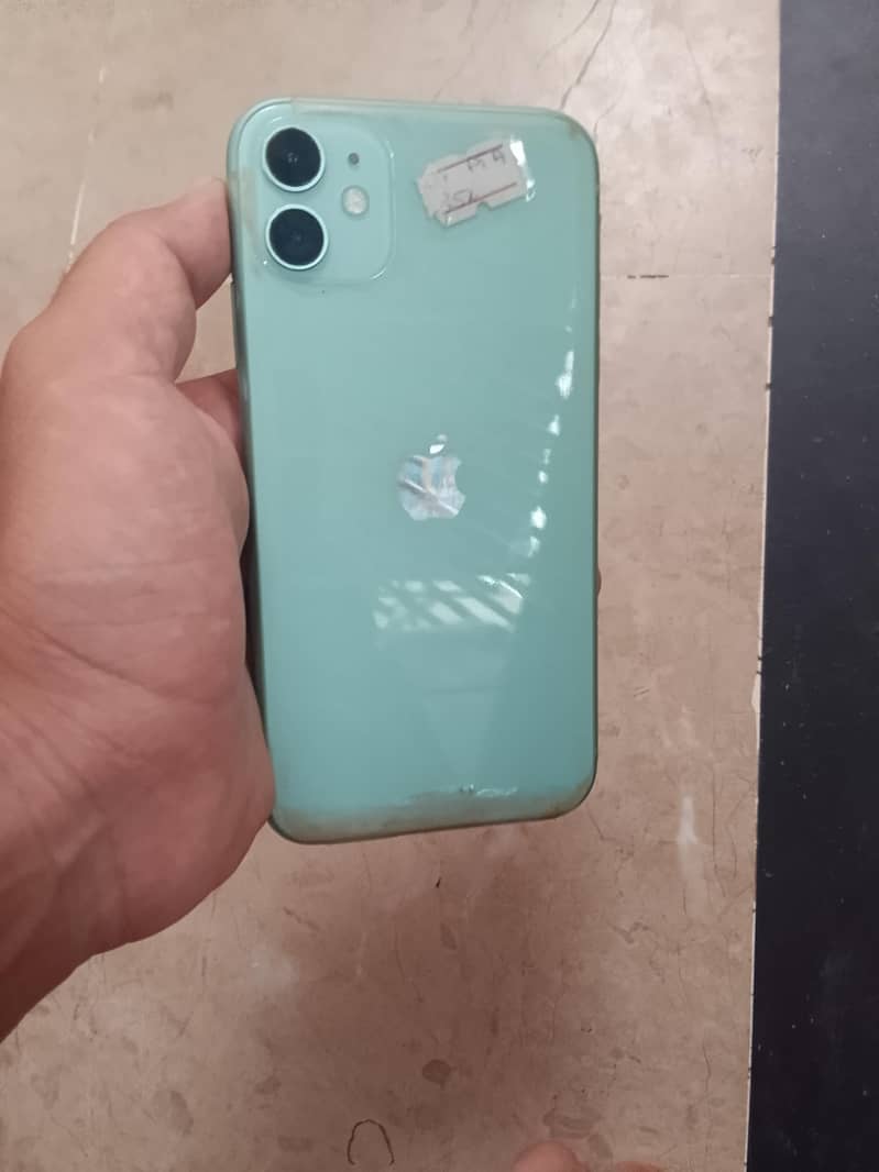 Apple iPhone 11 0