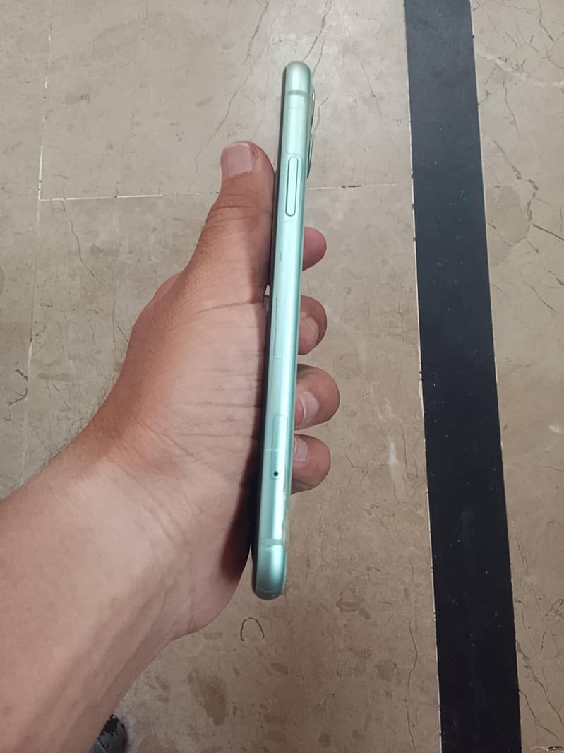 Apple iPhone 11 1