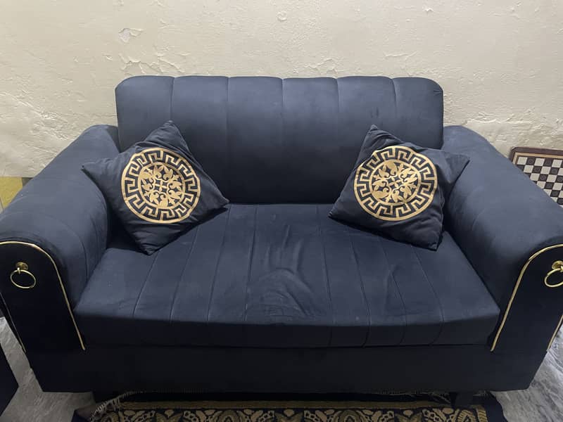 sofa set available 0