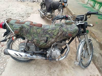 Honda CG Dream 125 Model 2014 – Original Documents – Good Condition