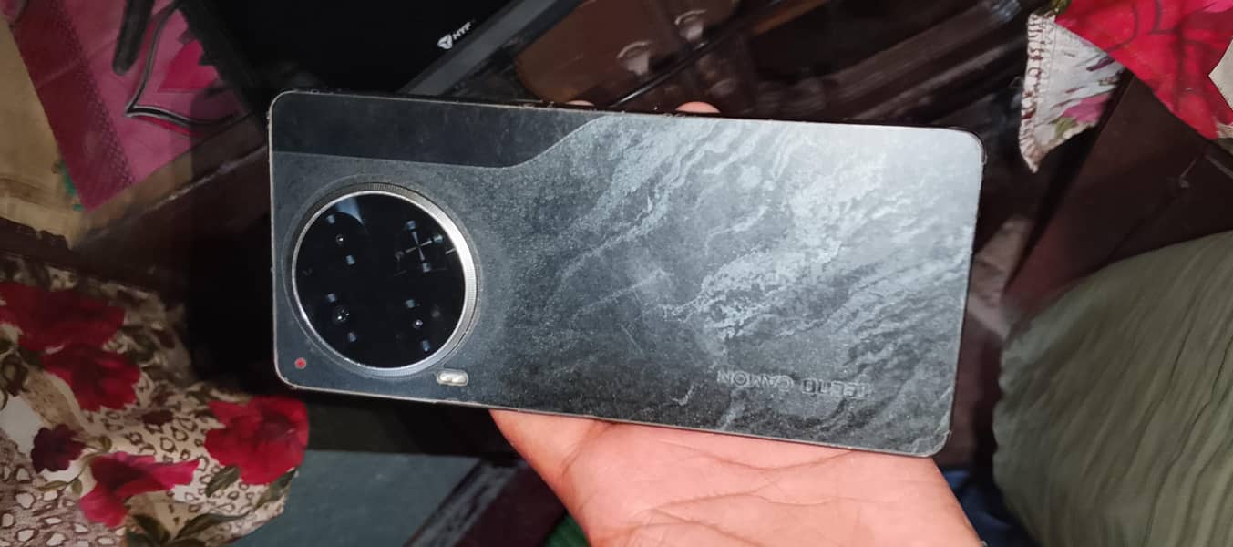 Tecno CAMON 30 3