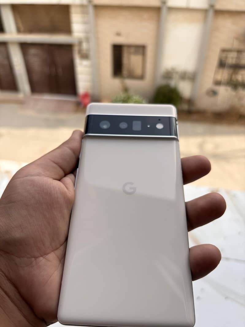 Google Pixel 6 Pro 2