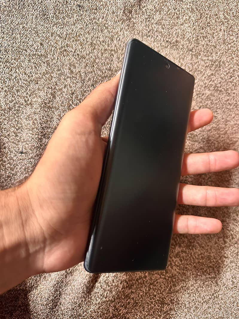 Tecno CAMON 30S 3