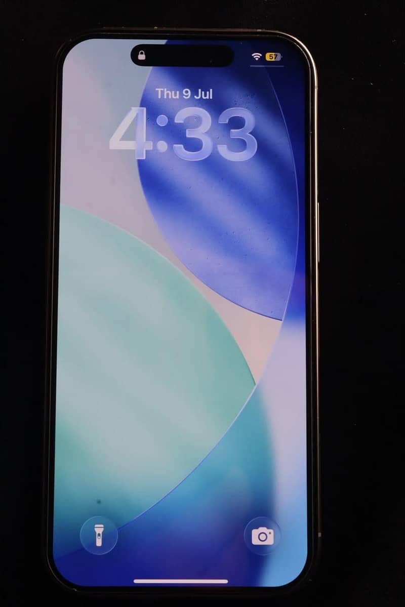 Apple iPhone 16 Pro 256GB – Natural Titanium | 89% Battery Health 2