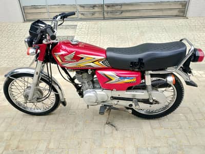 Honda CG 125 | Model 2025 (Red) 5 month  03481121448 call now