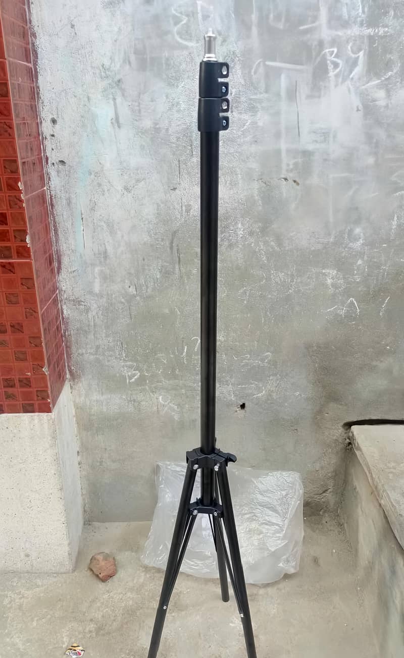 Multi Color Ring Light Stand 2