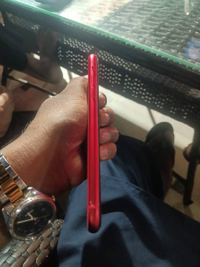 iPhone11 3