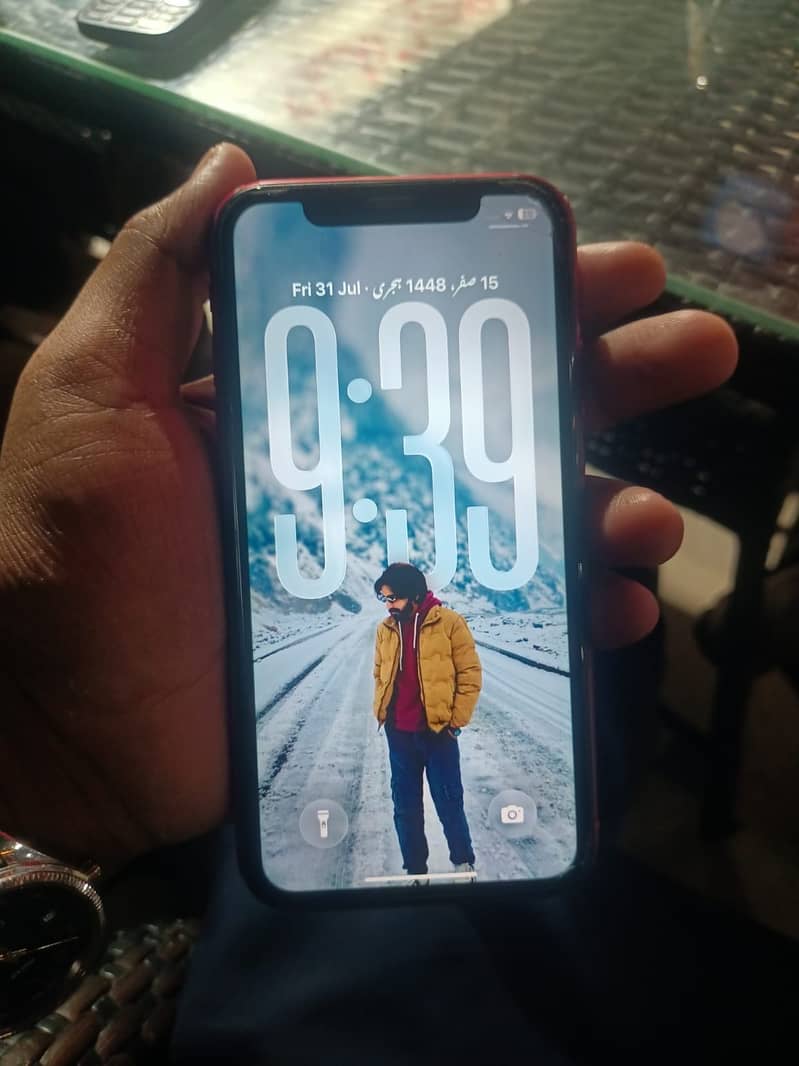 iPhone11 4