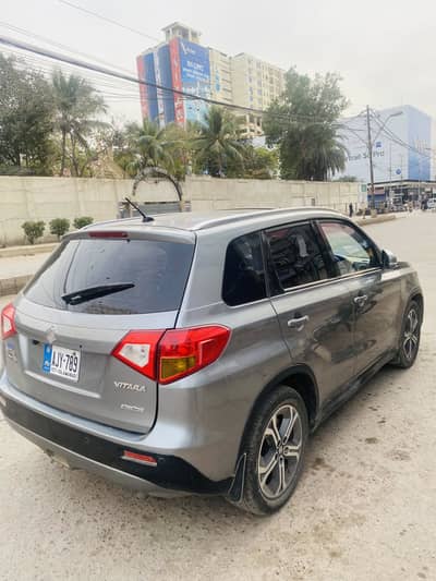 Suzuki Vitara 2018 top of the line 0/3/0/4/0/3/9/6/9/3/7