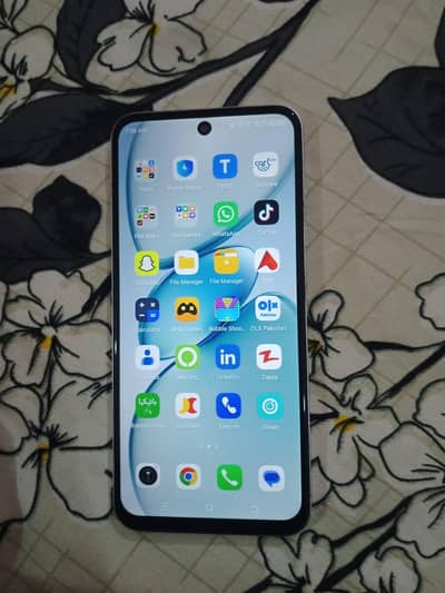 Tecno Spark Go 1