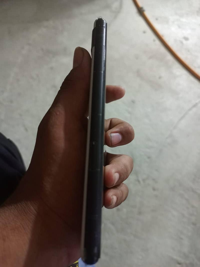 Google Pixel 6a 4
