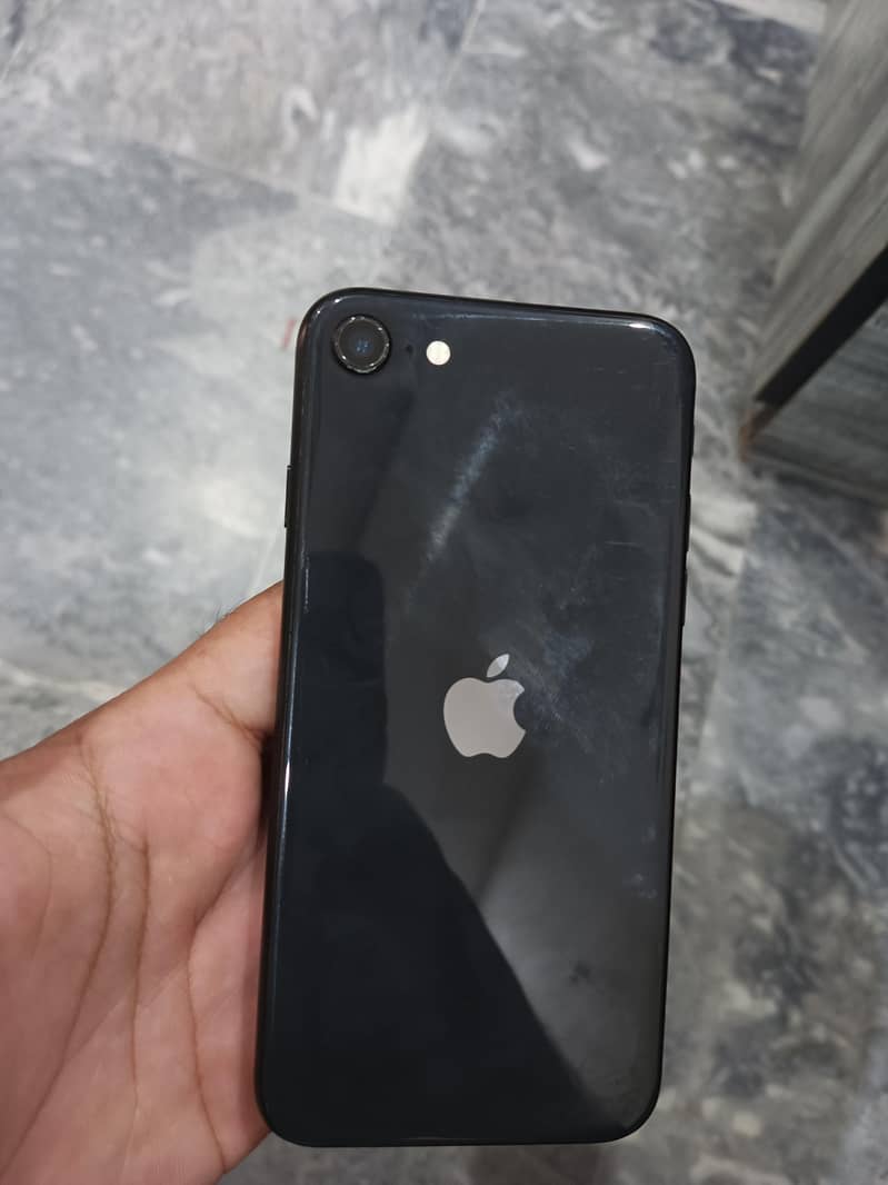 Apple iPhone SE 0