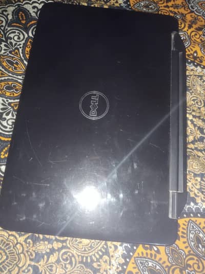 Dell Core i3 3th Generation 4 ram 320 hhd