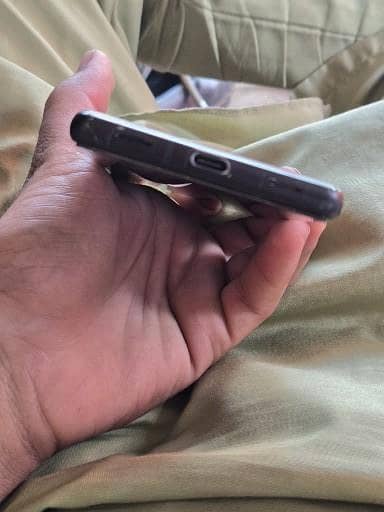 Google Pixel 6a 5