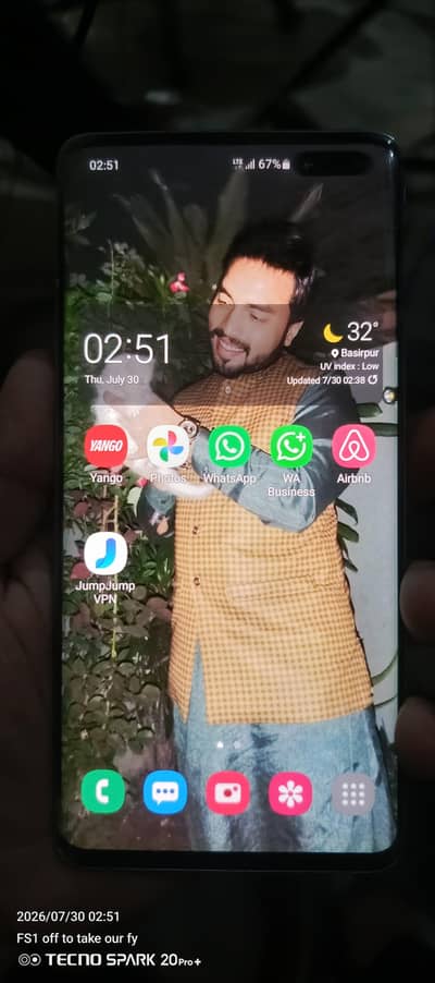 Samsung Mobile S10 5G with original fast charger