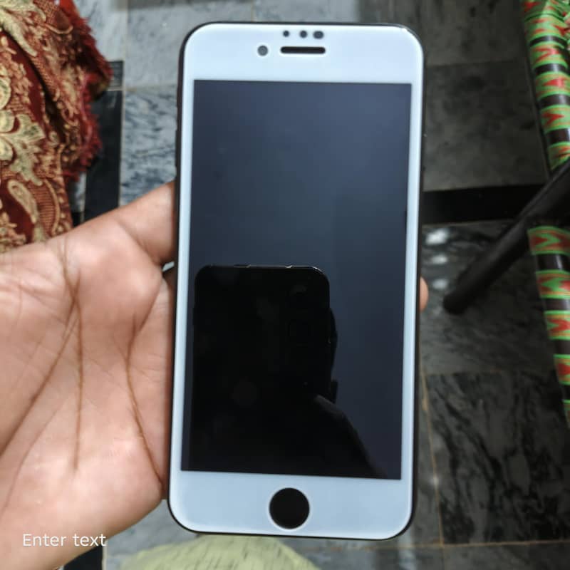 Apple iPhone 7 3