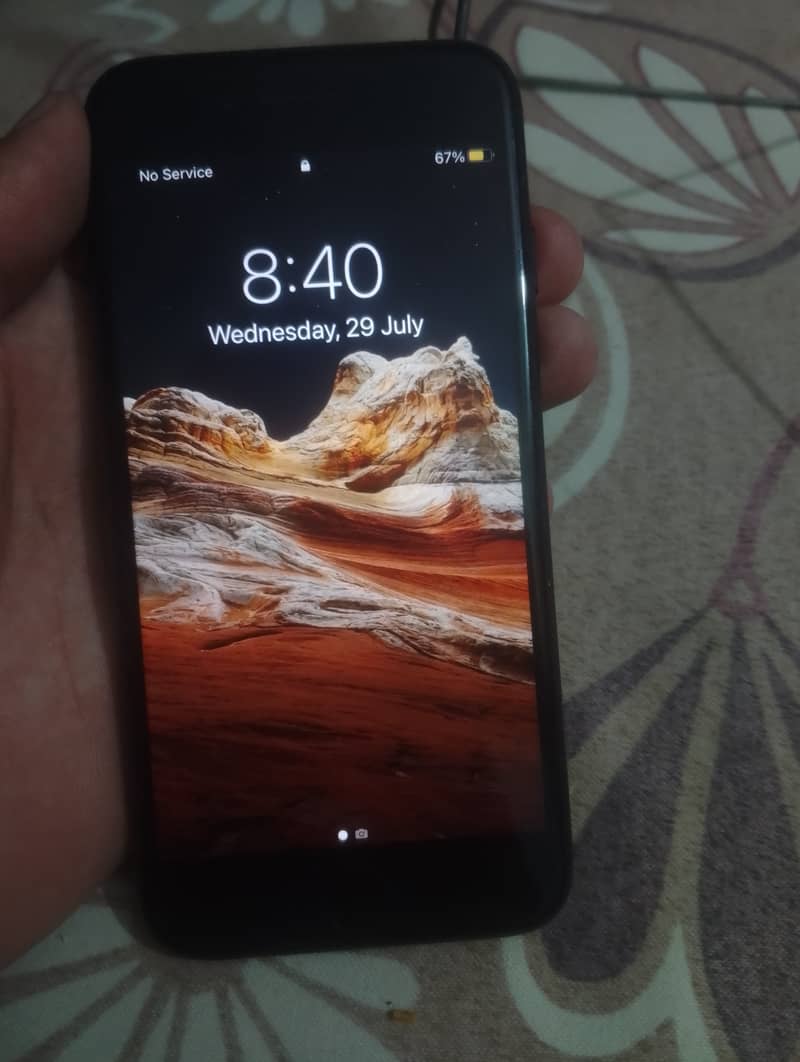 Apple iPhone 7 2