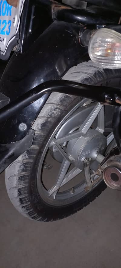 Suzuki GS150